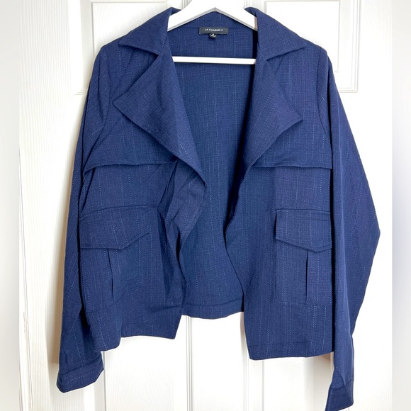 Navy Blazer - Picture 3 of 4